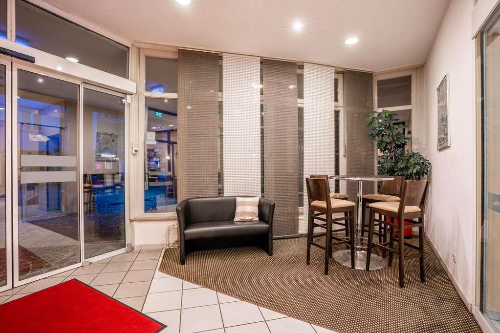 1, 2, Sleep Boardinghouse Unterschleissheim Zentrum Interior photo