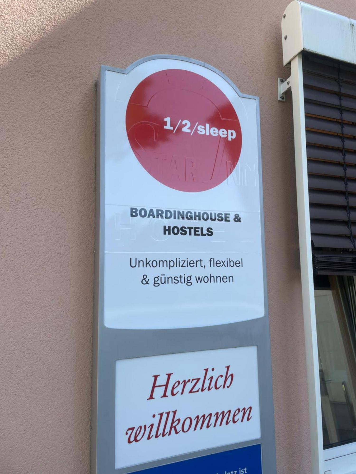 1, 2, Sleep Boardinghouse Unterschleissheim Zentrum Exterior photo